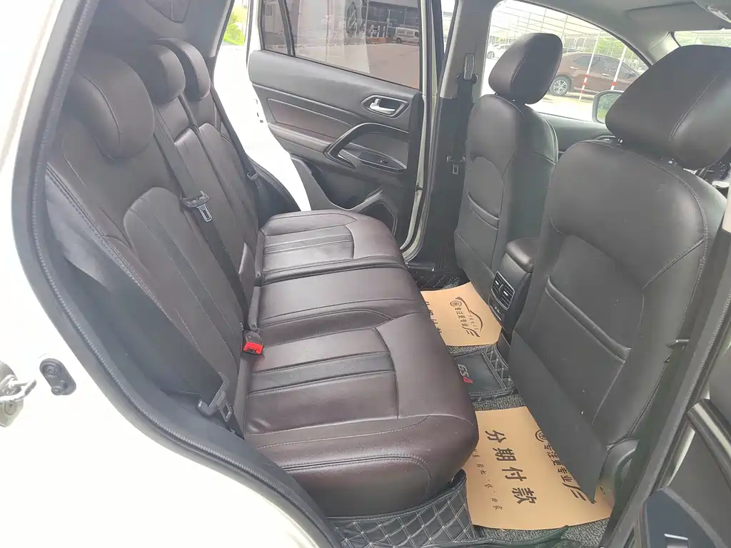 GAC Motor Trumpchi GS4 — фото 17
