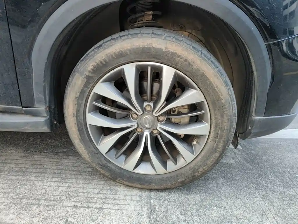 GAC Motor Trumpchi GS8 — фото 24