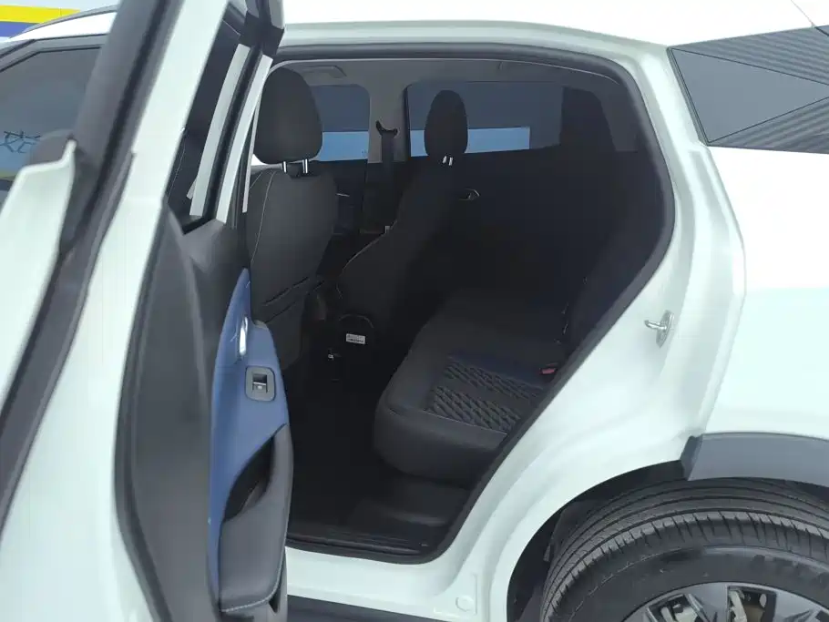 GAC Motor Trumpchi GS3 — фото 11