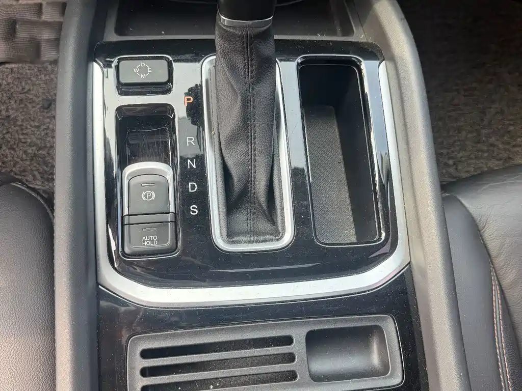 GAC Motor Trumpchi GS8 — фото 16