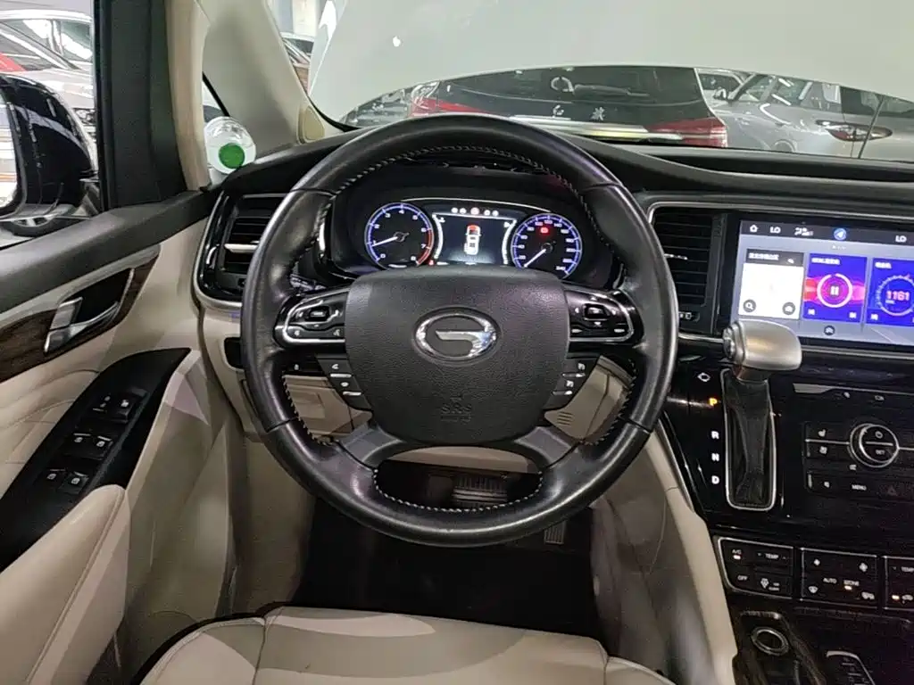 GAC Motor Trumpchi M8 — фото 6