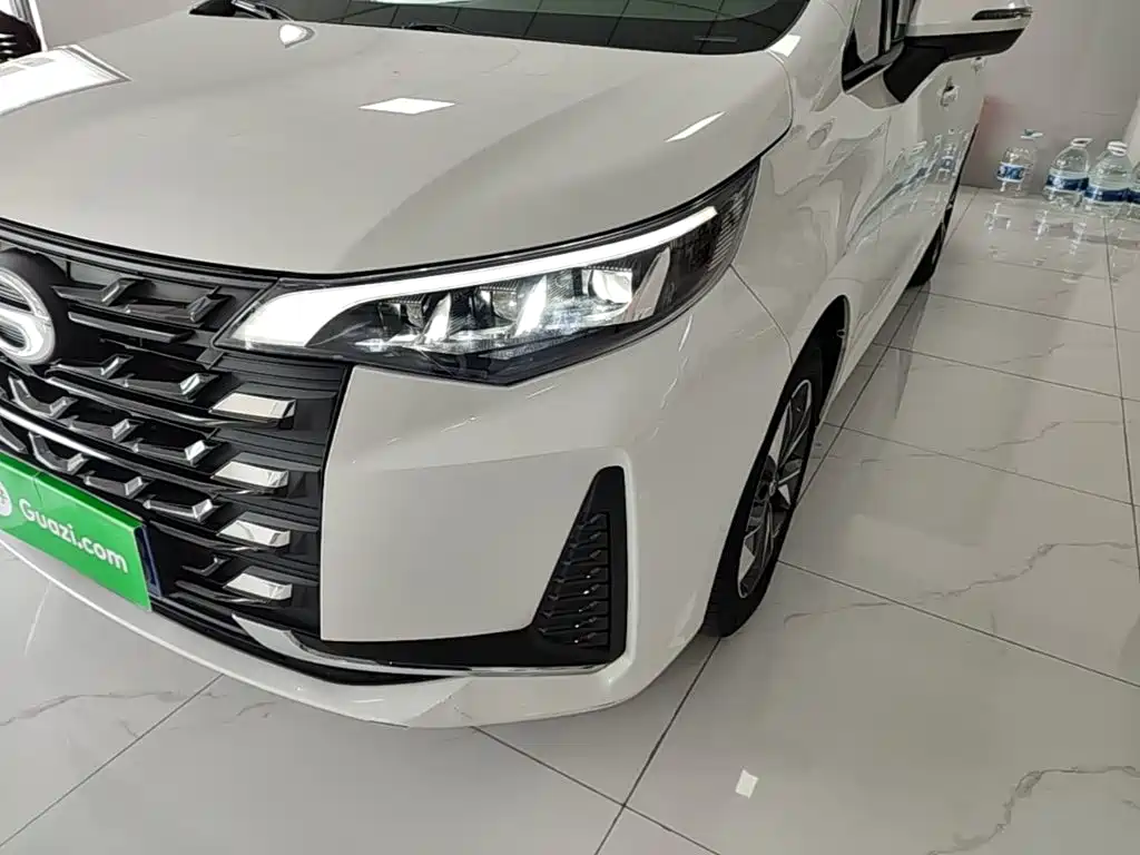 GAC Motor Trumpchi M6 — фото 24