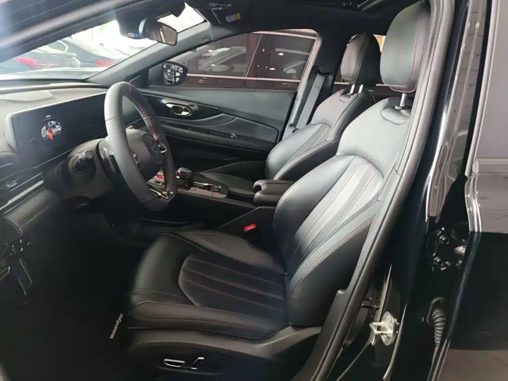 GAC Motor Shadow Leopard — фото 15