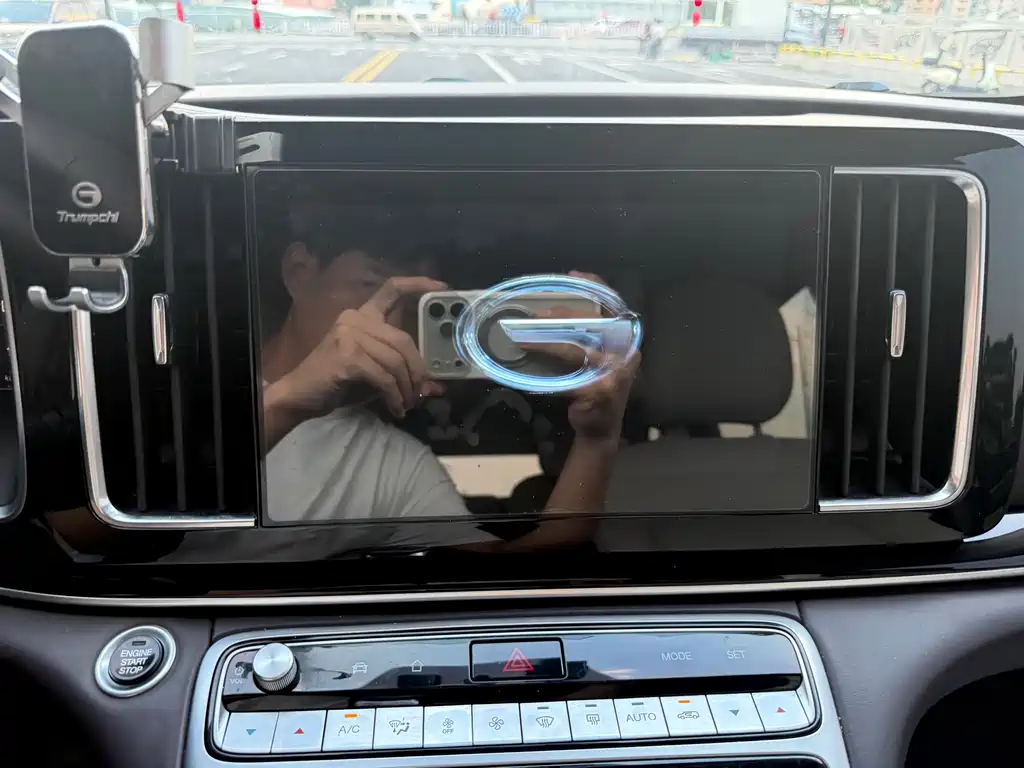 GAC Motor Trumpchi M8 — фото 15