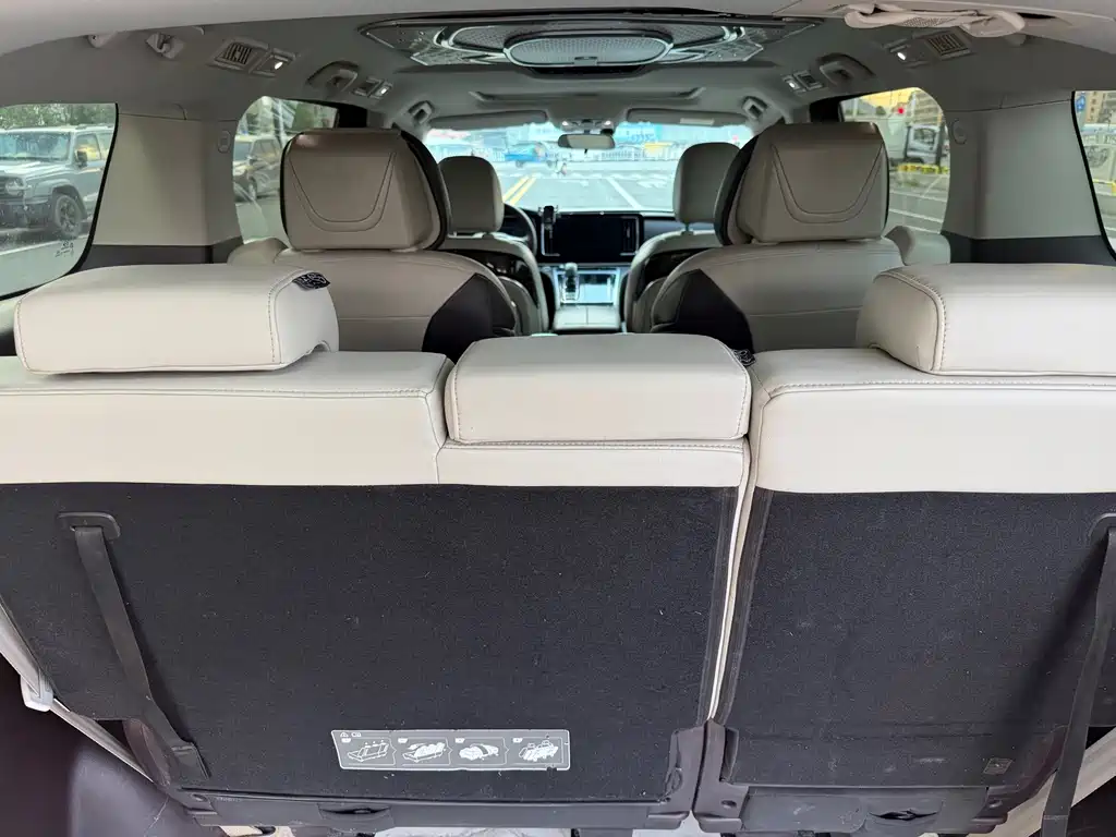 GAC Motor Trumpchi M8 — фото 9