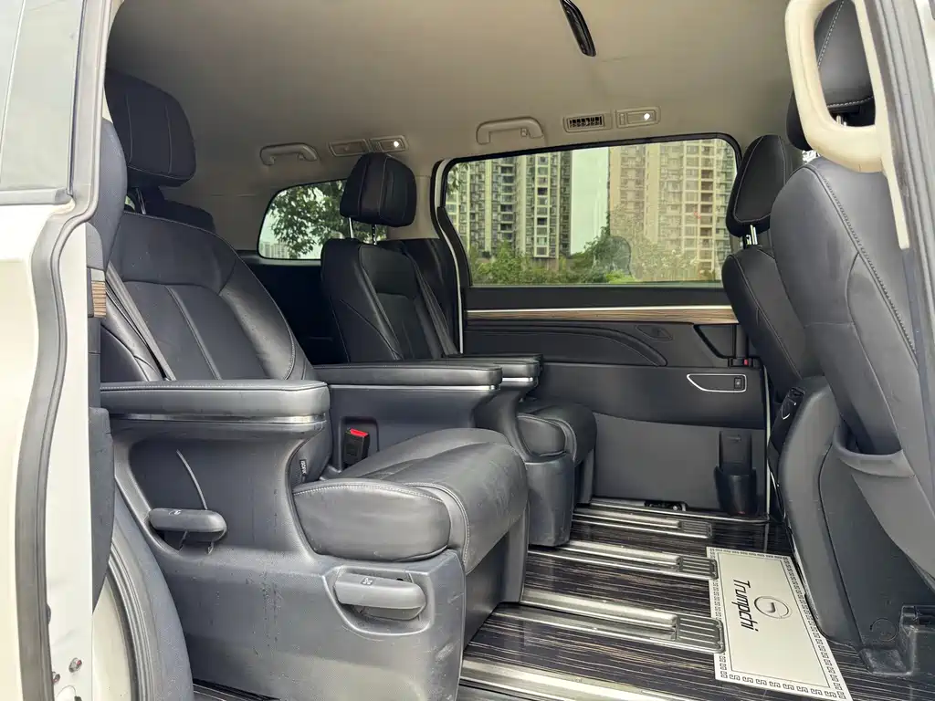 GAC Motor Trumpchi M8 — фото 11