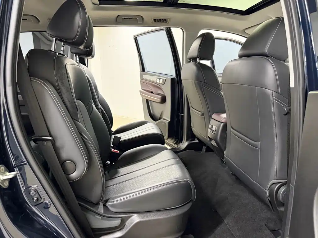 GAC Motor Trumpchi M6 — фото 10