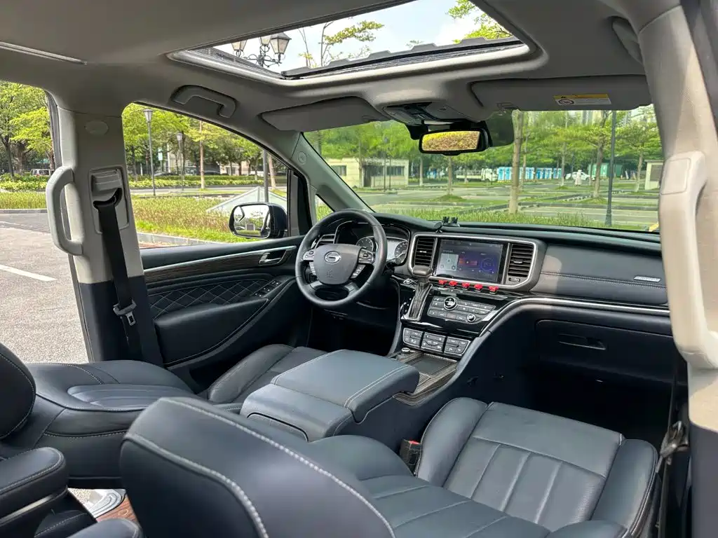 GAC Motor Trumpchi M8 — фото 9