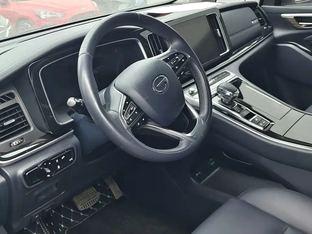 GAC Motor Trumpchi M8 — фото 4