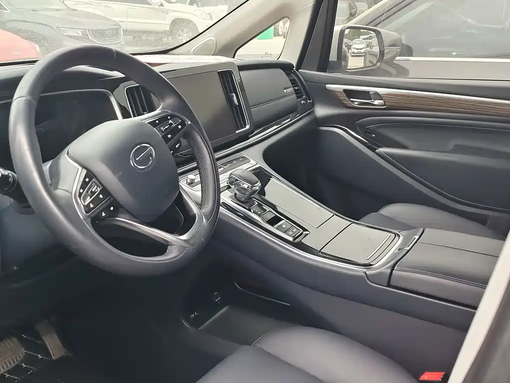 GAC Motor Trumpchi M8 — фото 6