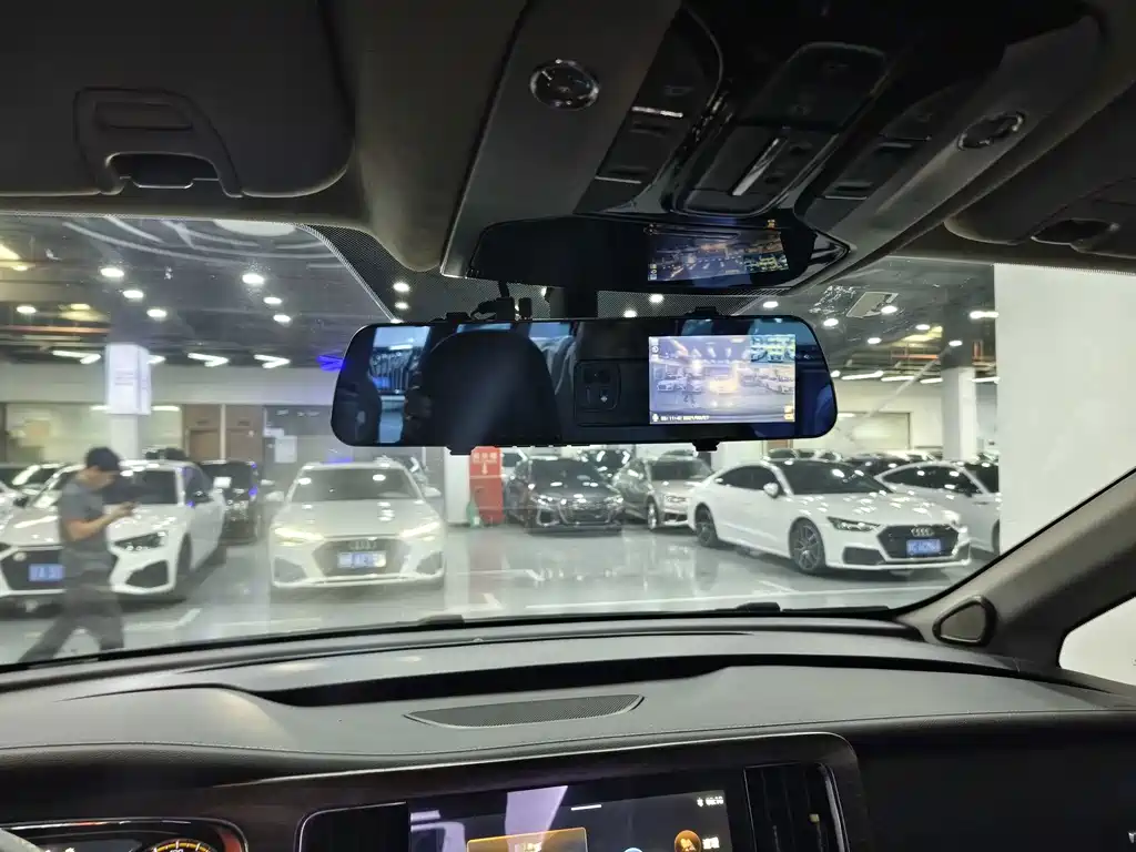 GAC Motor Trumpchi M8 — фото 11