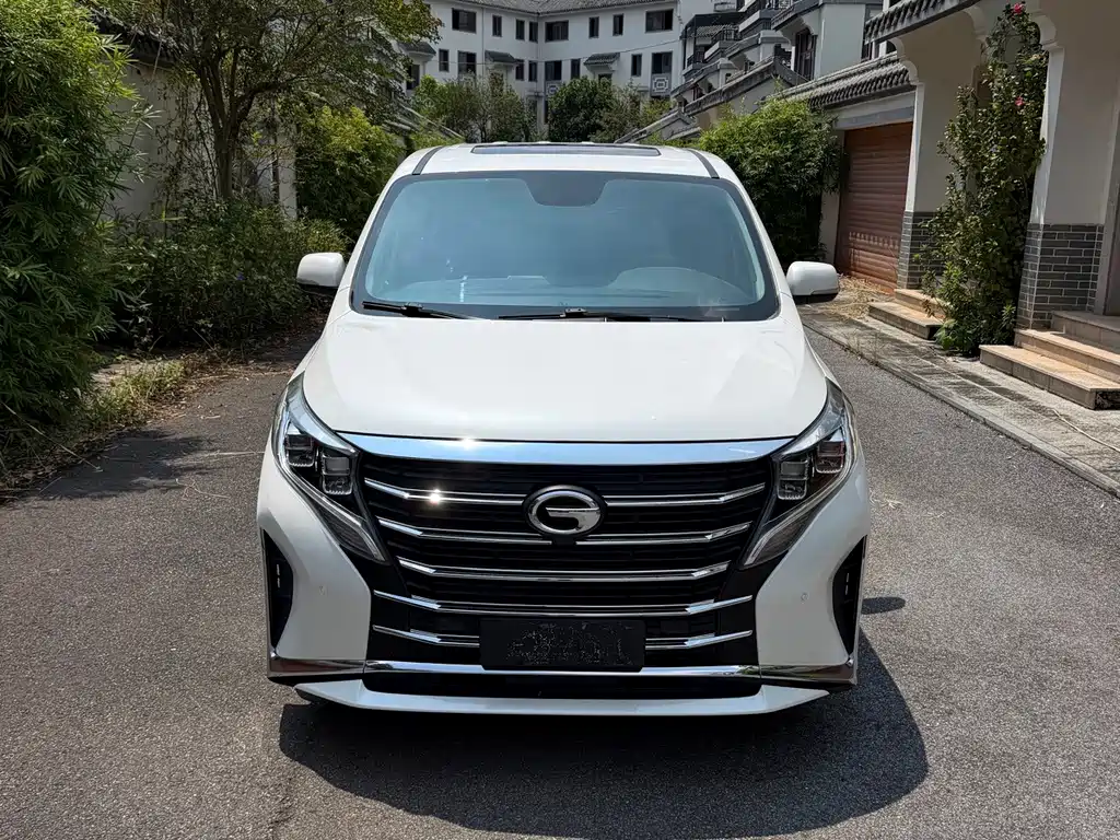 GAC Motor Trumpchi M8 — фото 3