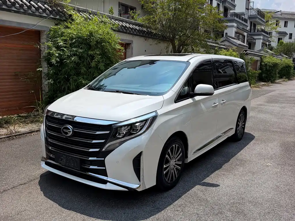 GAC Motor Trumpchi M8