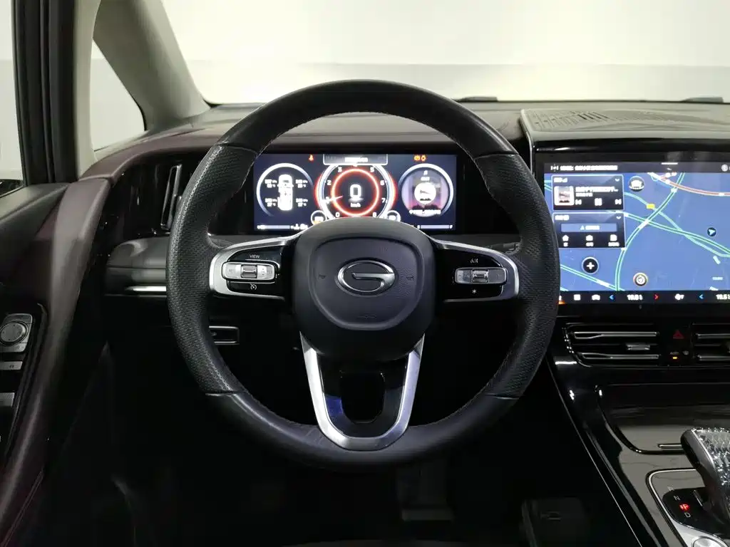 GAC Motor Trumpchi M8 — фото 11