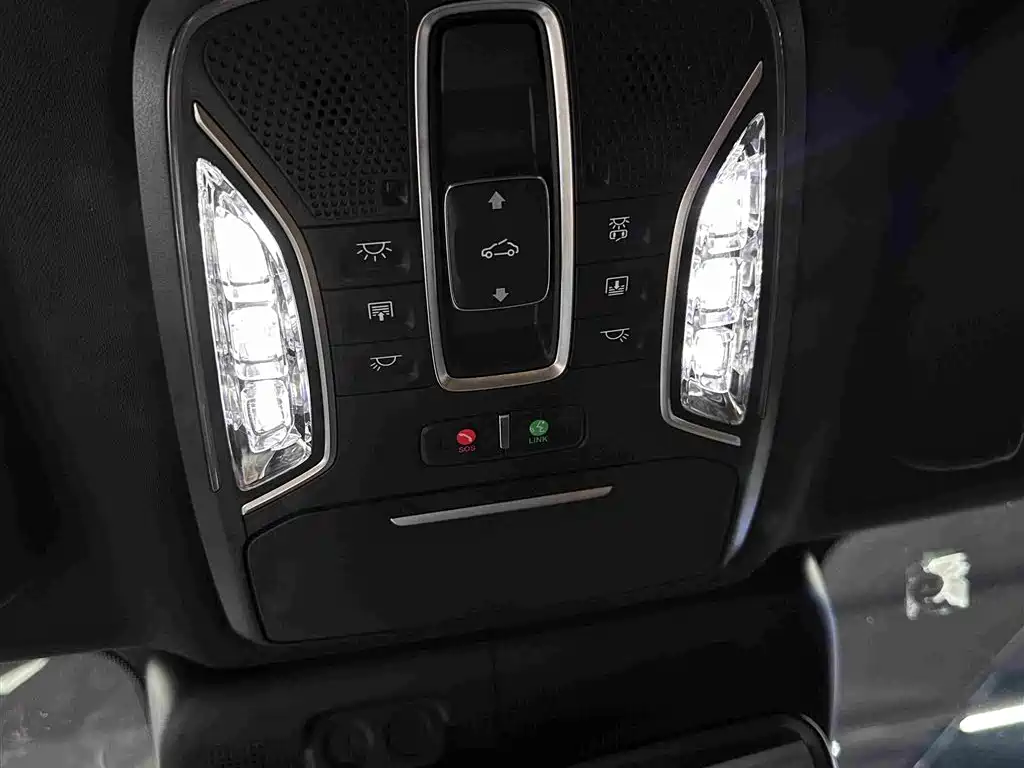 GAC Motor Trumpchi ES9 — фото 16