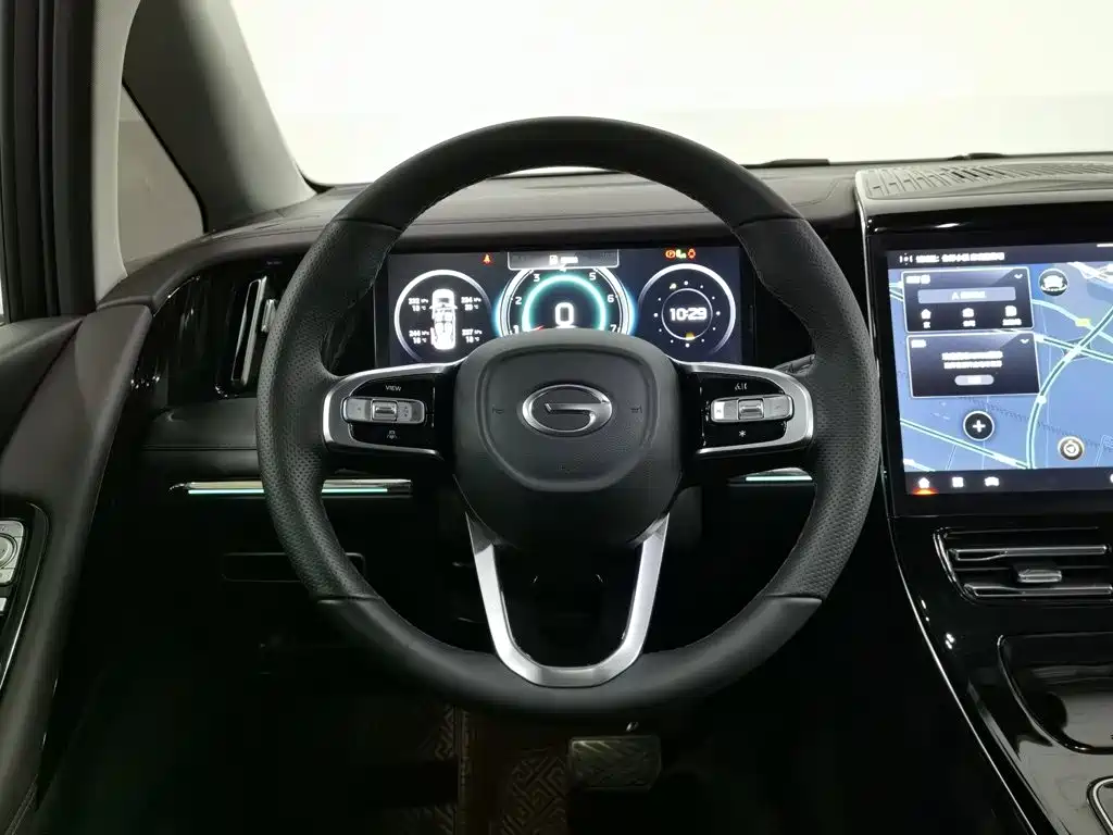 GAC Motor Trumpchi M8 — фото 11