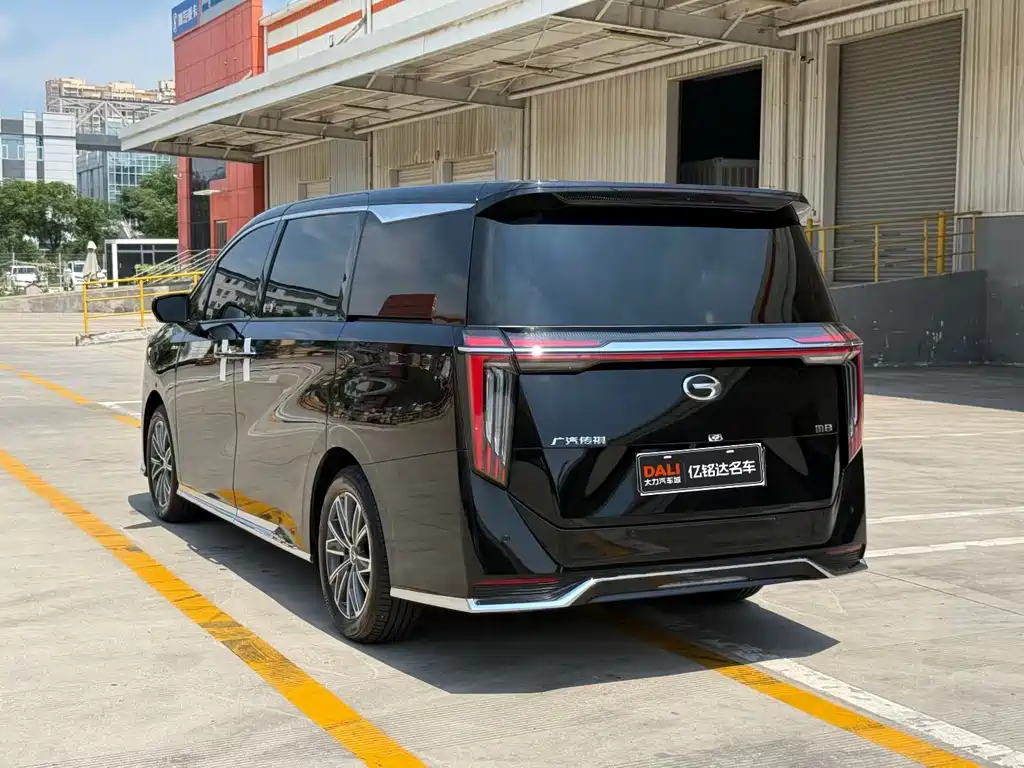 GAC Motor Trumpchi M8 — фото 4