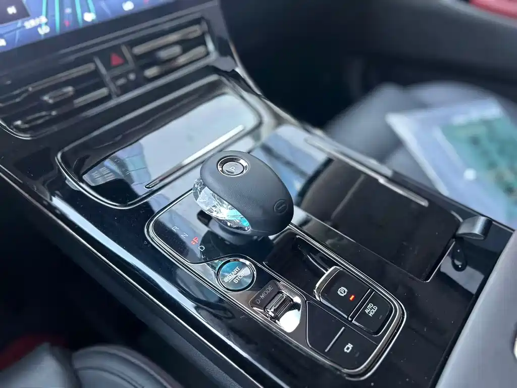 GAC Motor Trumpchi E9 — фото 15