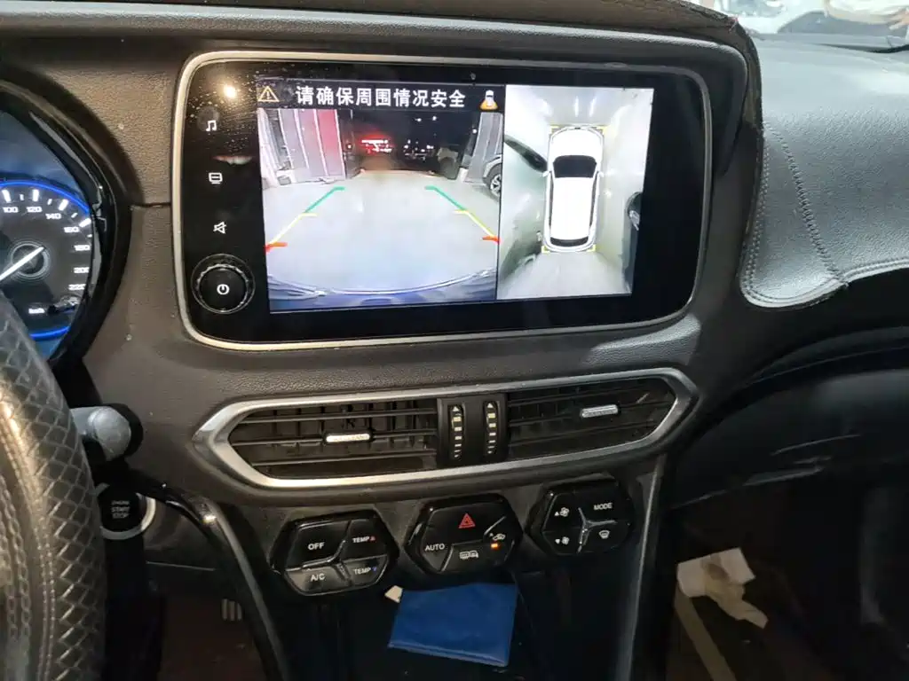 GAC Motor Trumpchi GS4 — фото 13