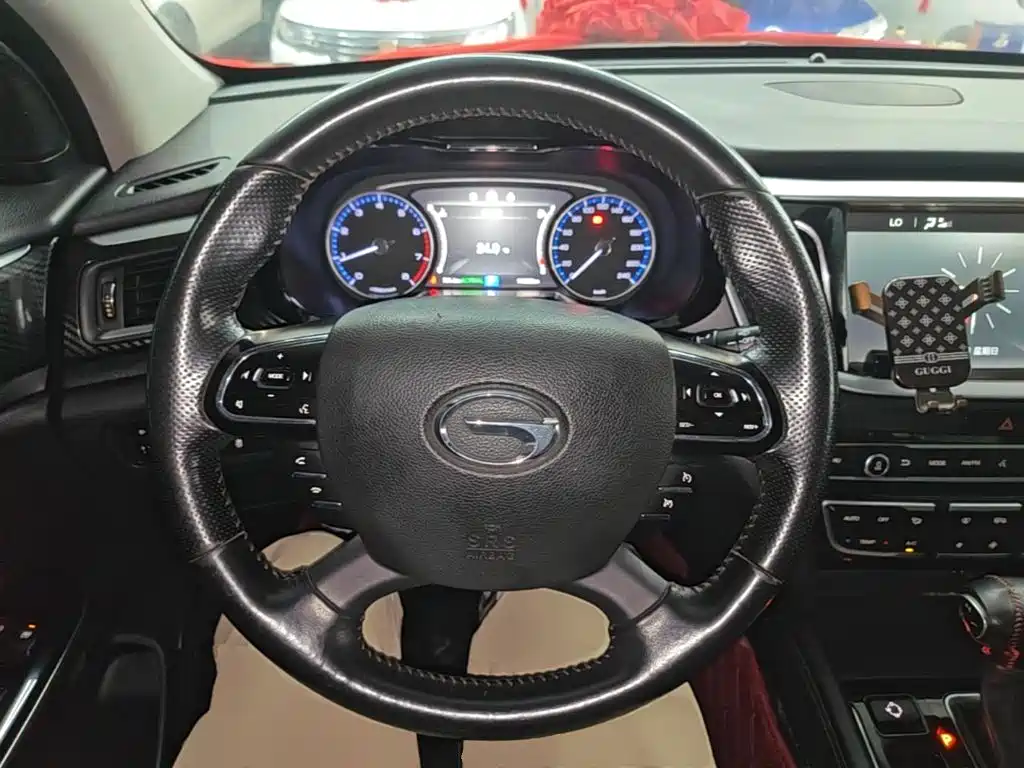 GAC Motor Trumpchi GS7 — фото 11