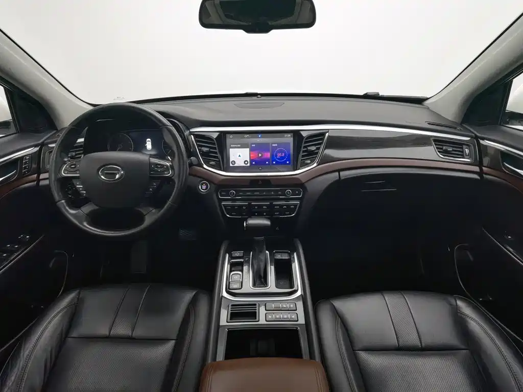GAC Motor Trumpchi GS8 — фото 5