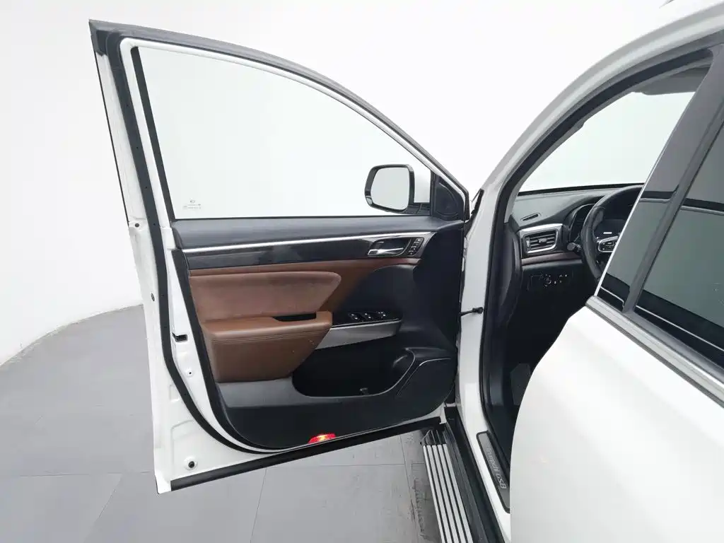 GAC Motor Trumpchi GS8 — фото 8