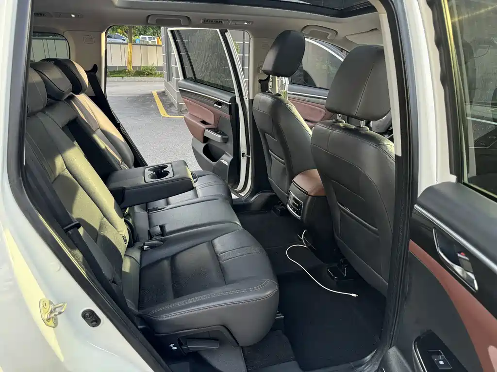 GAC Motor Trumpchi GS8 — фото 13