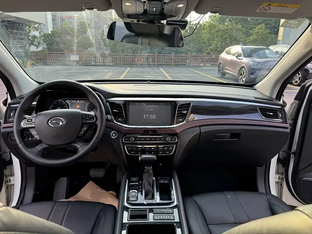 GAC Motor Trumpchi GS8 — фото 15
