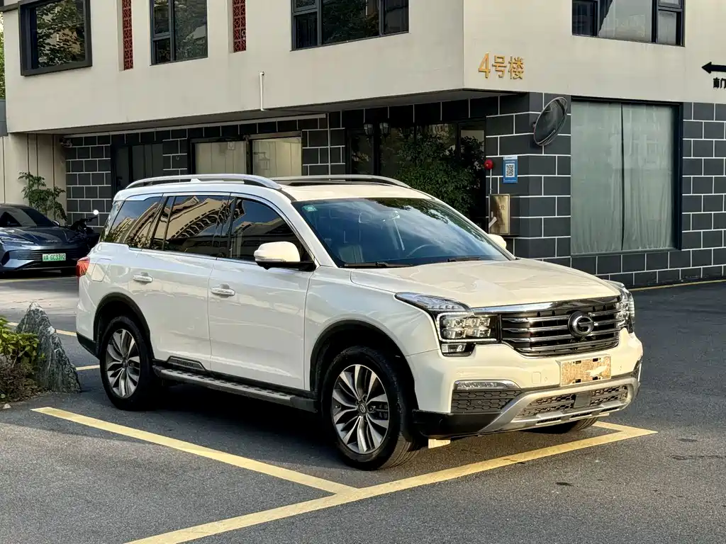 GAC Motor Trumpchi GS8 — фото 4