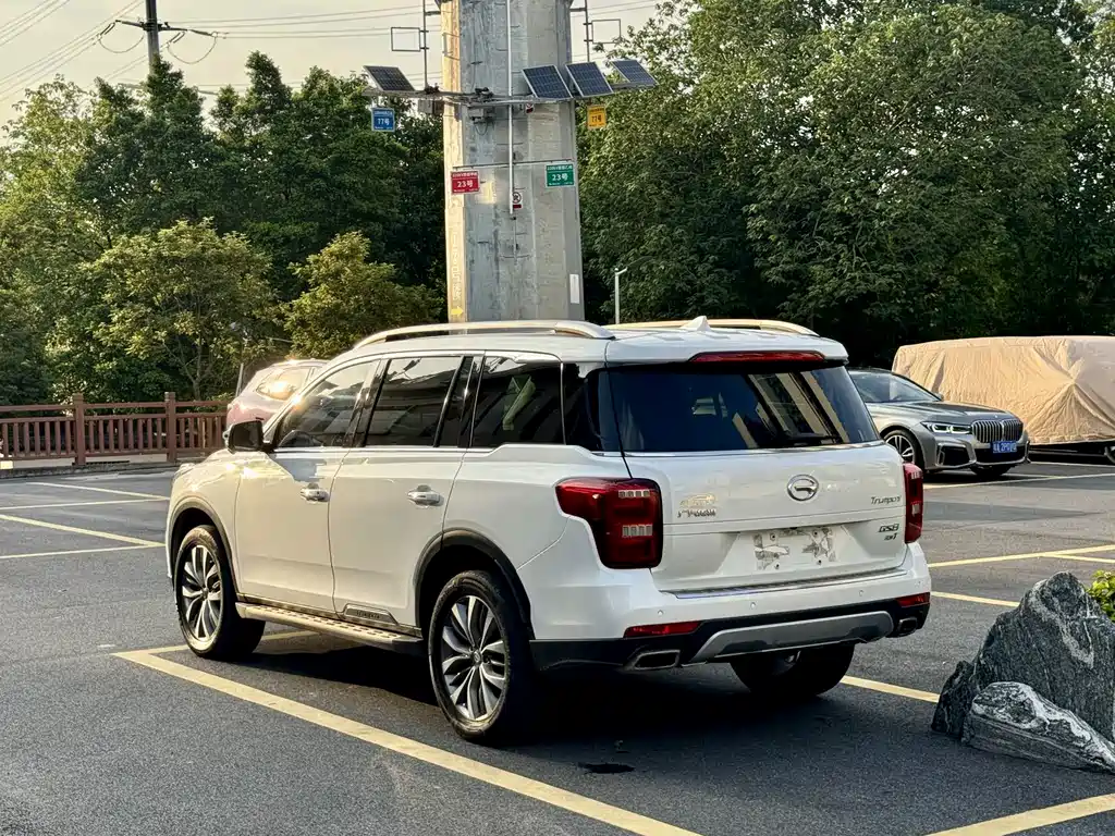 GAC Motor Trumpchi GS8 — фото 7