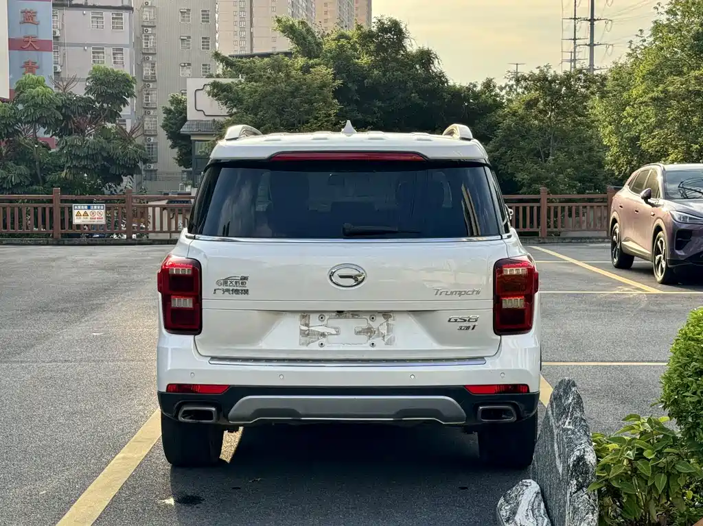 GAC Motor Trumpchi GS8 — фото 8