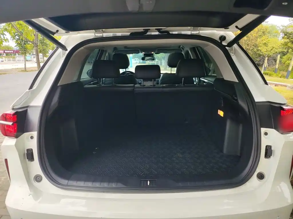 GAC Motor GS4 Plus — фото 19