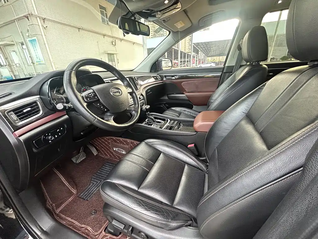 GAC Motor Trumpchi GS8 — фото 9