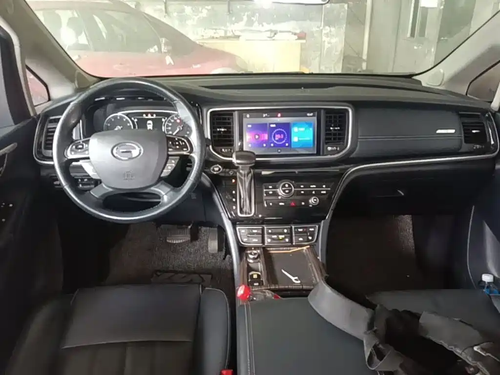 GAC Motor Trumpchi M8 — фото 10