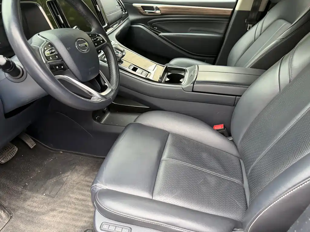 GAC Motor Trumpchi M8 — фото 9