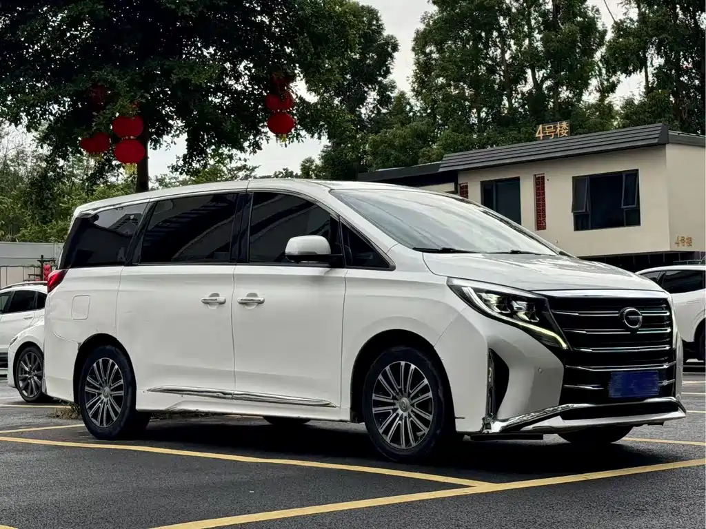 GAC Motor Trumpchi M8 — фото 3