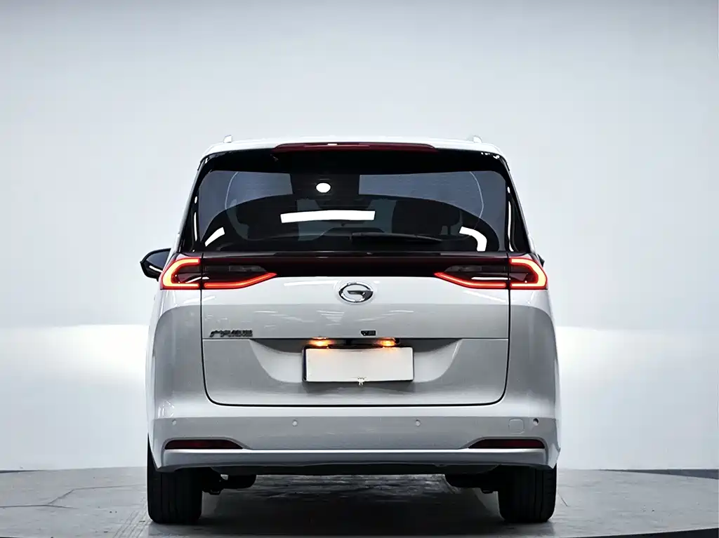 GAC Motor Trumpchi M6 — фото 20