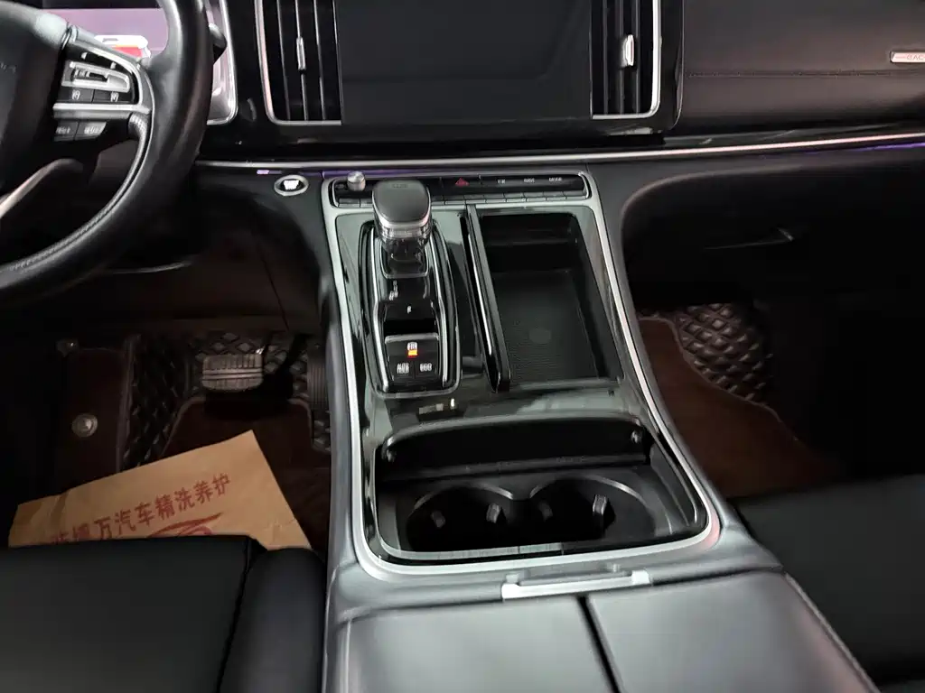 GAC Motor Trumpchi M8 — фото 15