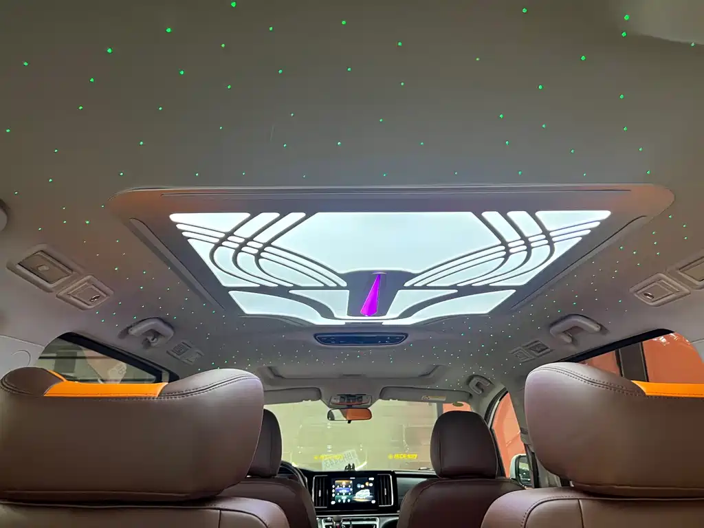 GAC Motor Trumpchi M8 — фото 11