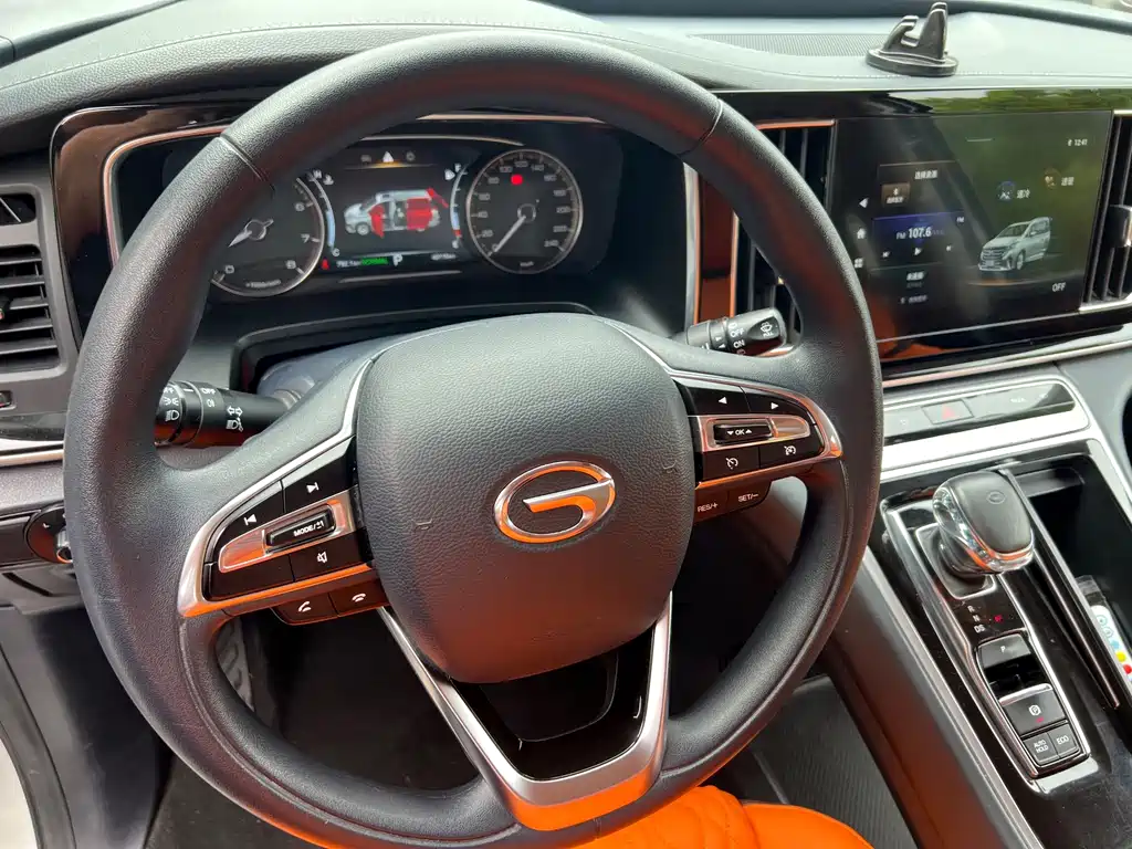 GAC Motor Trumpchi M8 — фото 10