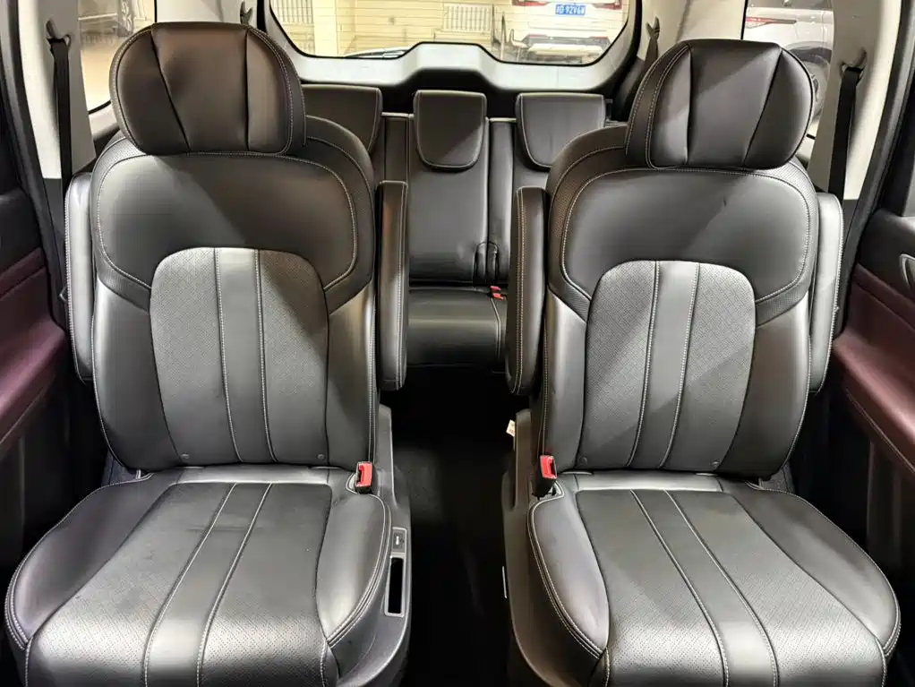 GAC Motor Trumpchi M6 — фото 14