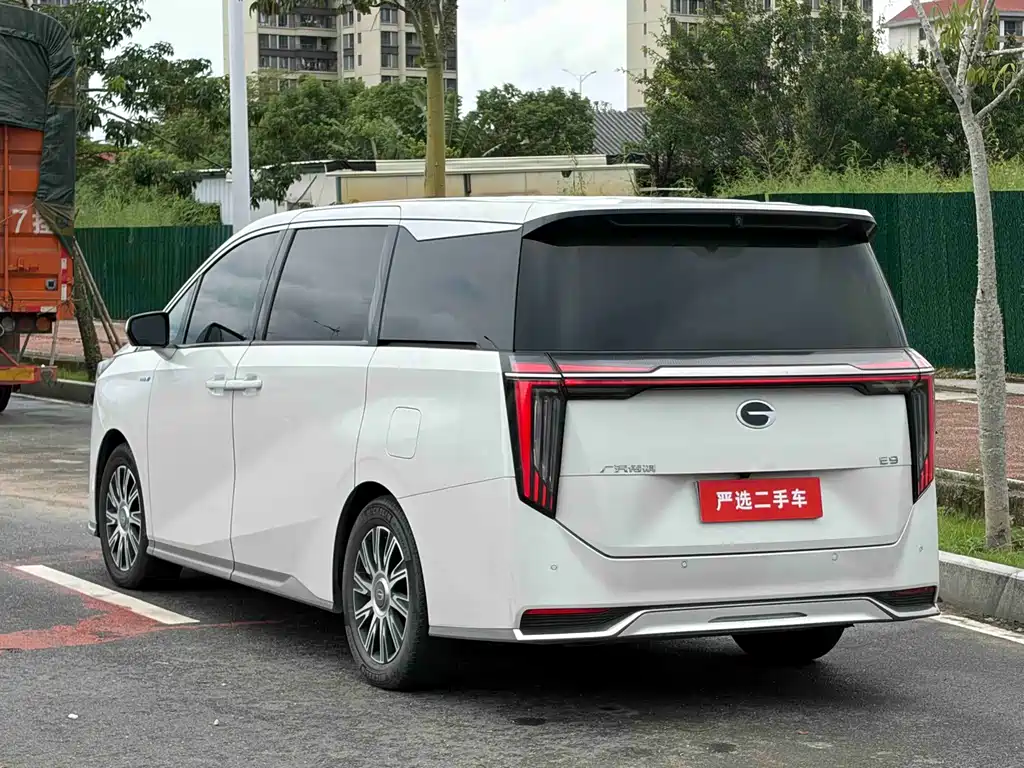 GAC Motor Trumpchi E9 — фото 7