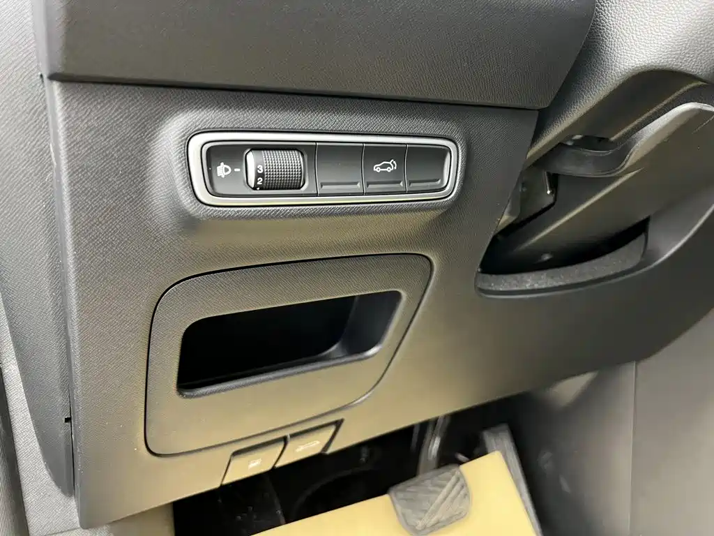 GAC Motor Trumpchi M8 — фото 28