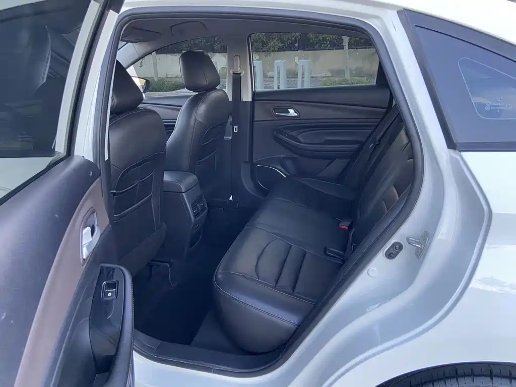 GAC Motor Trumpchi GA4 — фото 9