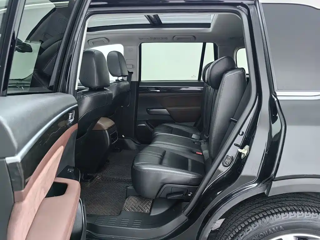 GAC Motor Trumpchi GS8 — фото 15