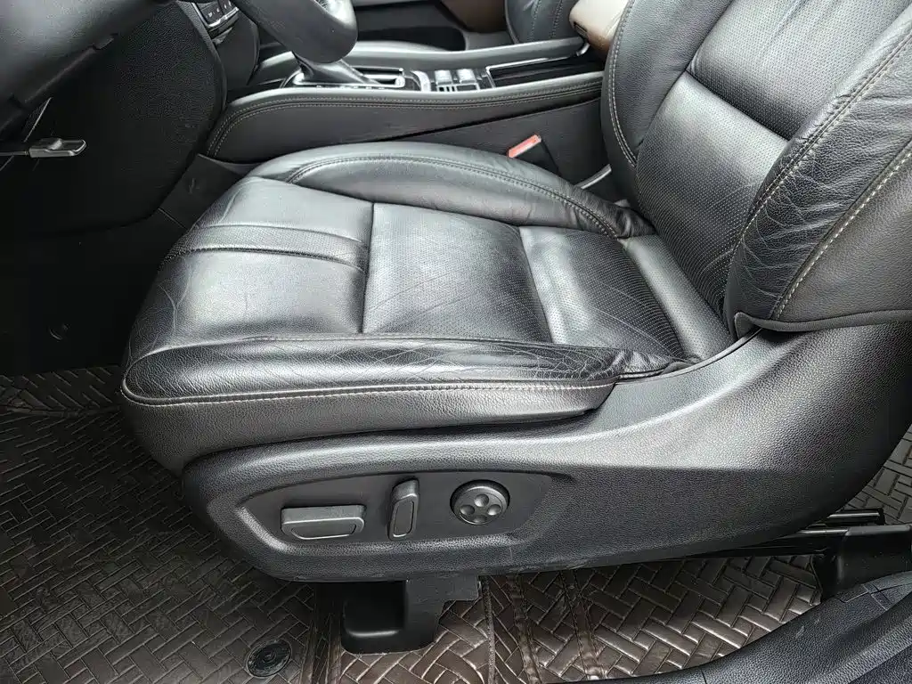 GAC Motor Trumpchi GS8 — фото 20