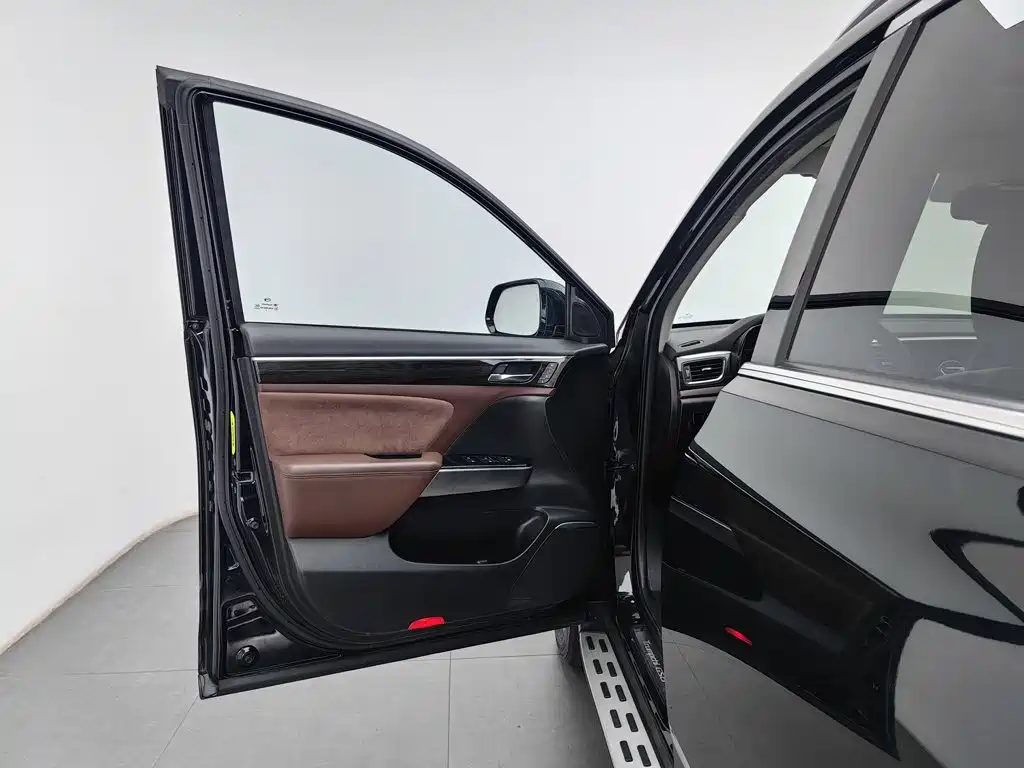 GAC Motor Trumpchi GS8 — фото 8