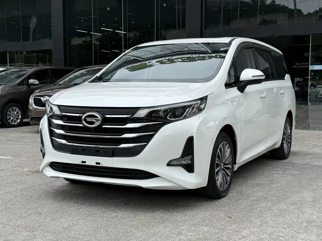 GAC Motor Trumpchi M6 — фото 2