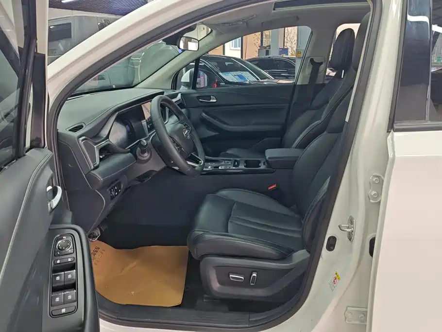GAC Motor Trumpchi GS4 — фото 9