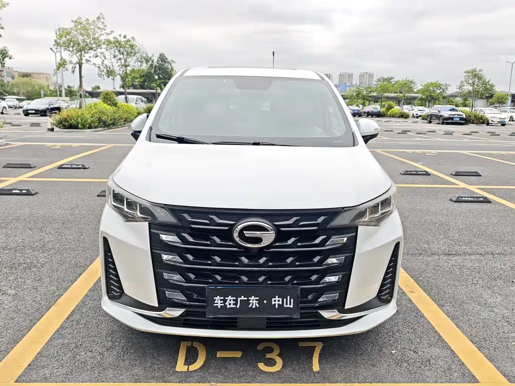 GAC Motor Trumpchi M6 — фото 2